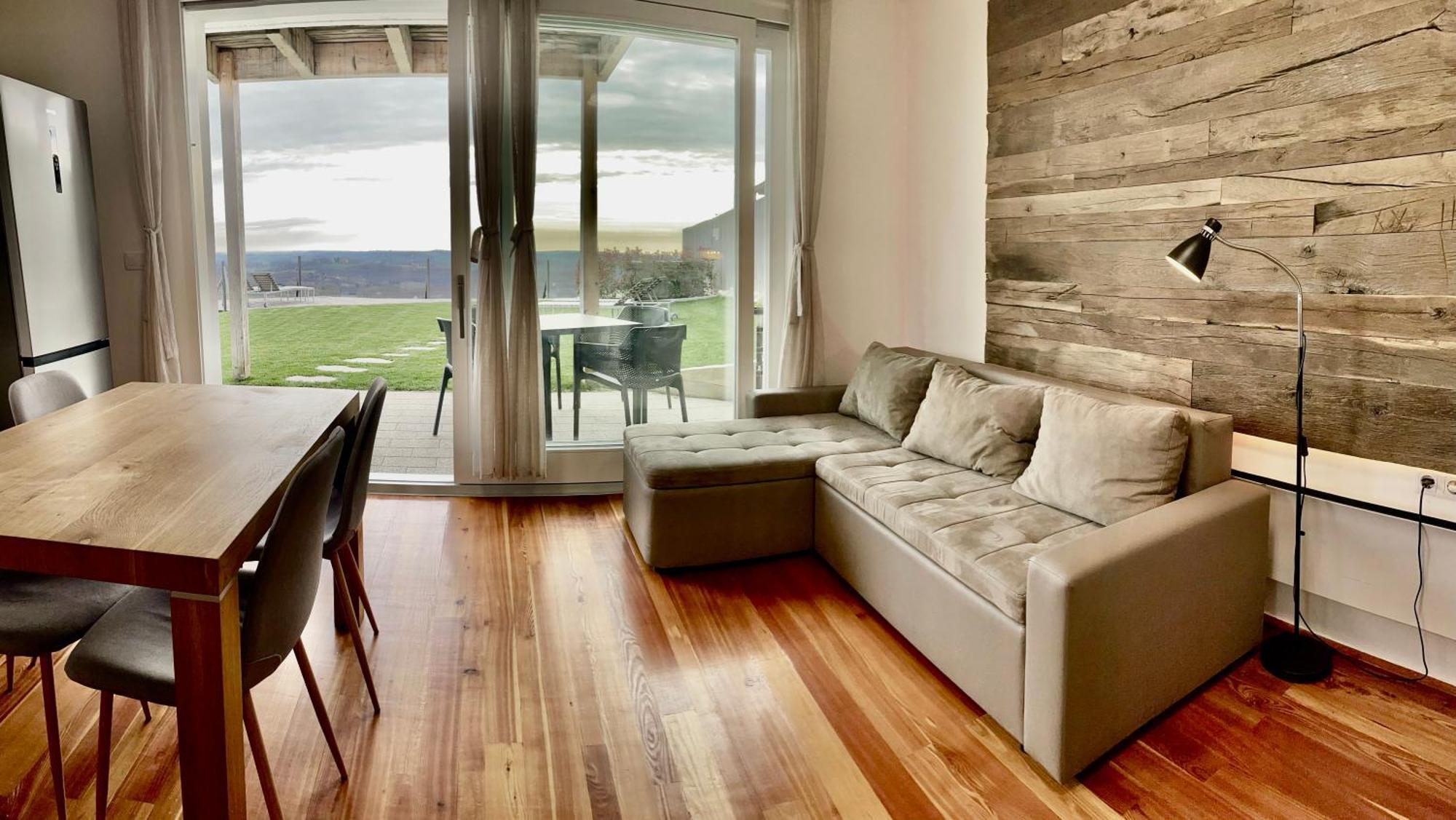 Terasse Jeruzalem Apartments Hermanci المظهر الخارجي الصورة